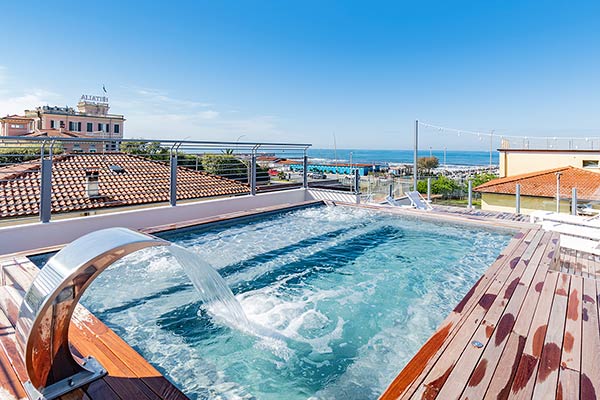 Piscina Riscaldata Residence Stella