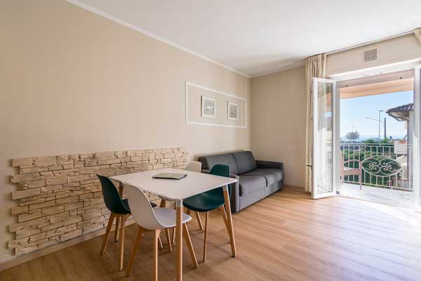 Bilocale con Terrazza Vista Mare